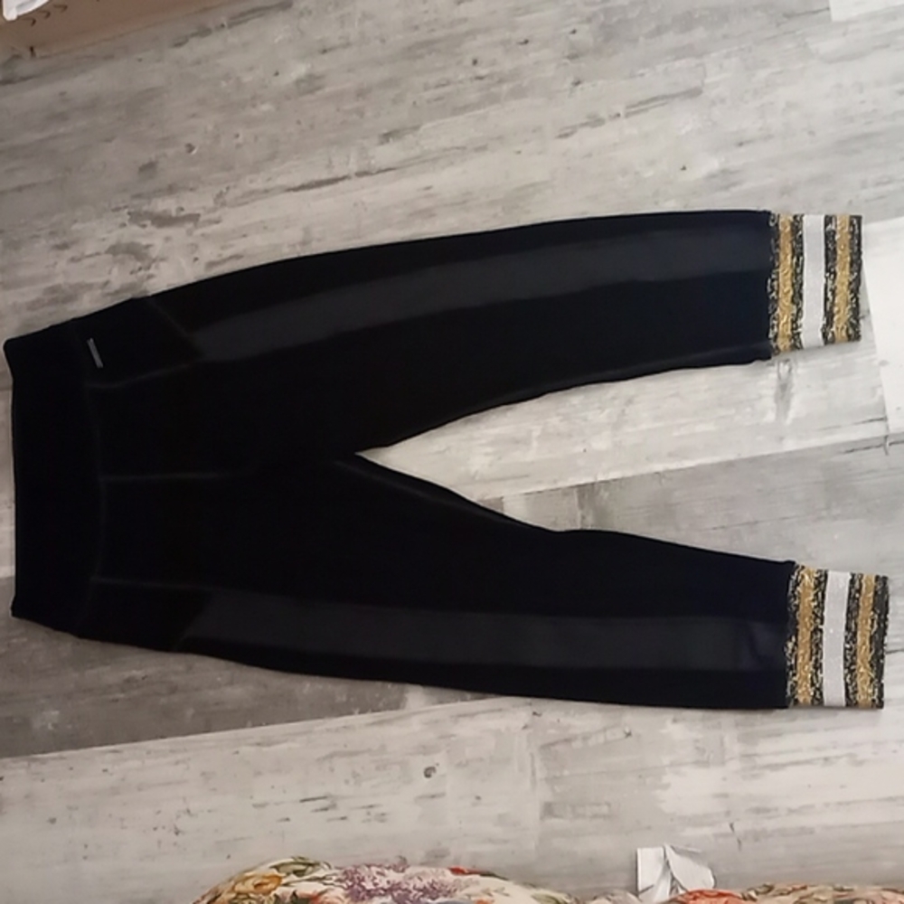 Hollie Watman legging